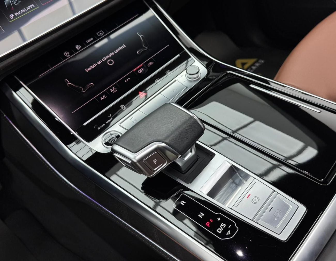 Audi Q8 S-Line 55 TFSI quattro (340 HP) 2023 Audi Q8 55 TFSI Quattro, 2028 Audi Warranty, Audi Service Histo