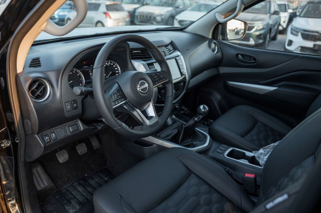 Nissan Navara Nissan Navara LE 2.5L Petrol 2025 Manual