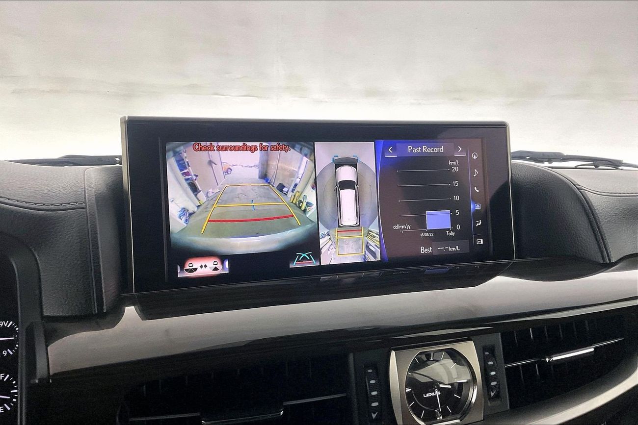 لكزس LX 570 Platinum | شامل الضمان | 0 ﺪﻔﻋﺓ ﺃﻮﻟﻯ