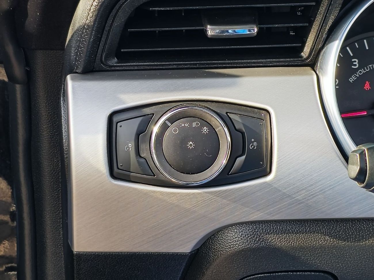 Ford Mustang EcoBoost 2.3L Coupe A/T