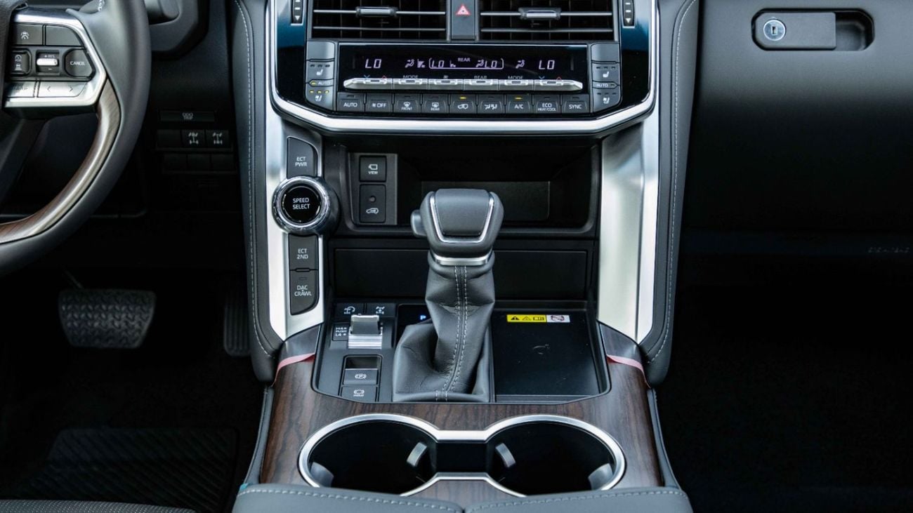 Toyota Land Cruiser VXR 4.0L A/T Petrol | 2026 | For Local Registration +10%