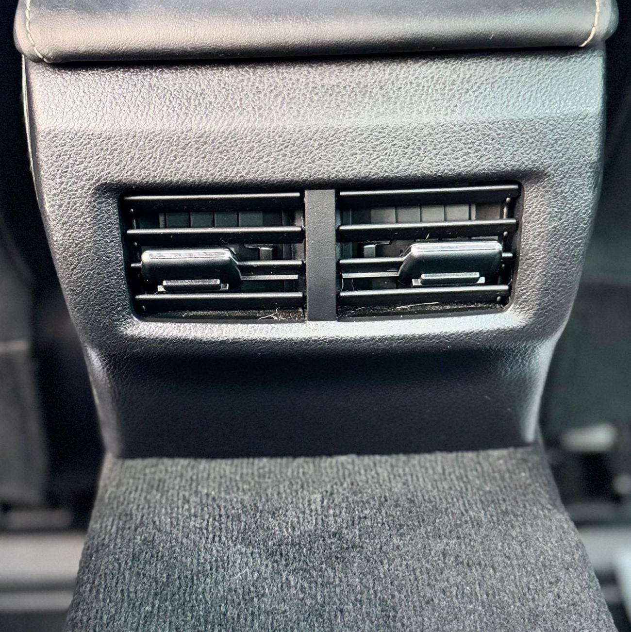 Lexus IS300 AWD (NON GCC)