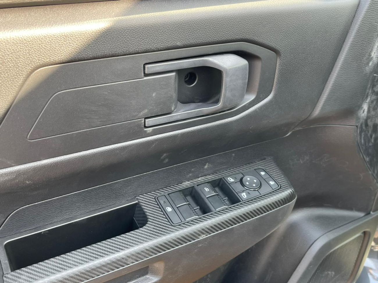 Mitsubishi L200 Mitsubishi L200 2.4L DIESEL D.CABIN 4X4 MT 2026