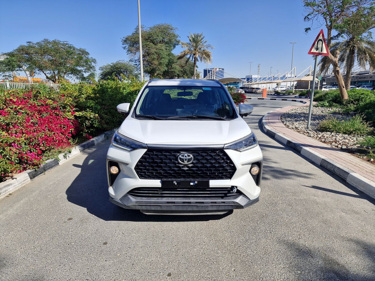 Toyota Veloz 2025 TOYOTA VELOZ 1.5L Petrol AT GCC Brand New 0Km