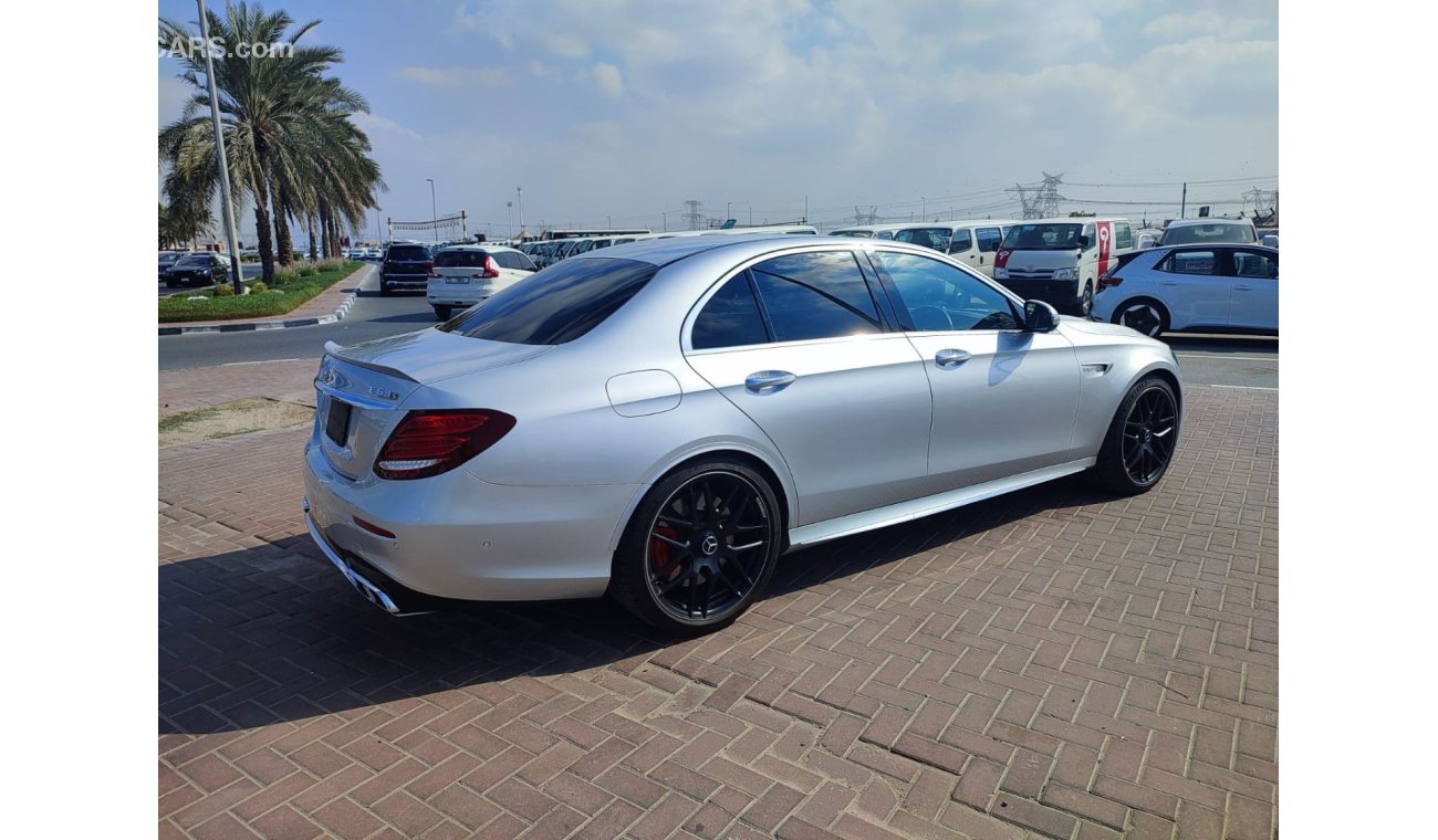 مرسيدس بنز C 63 AMG Std