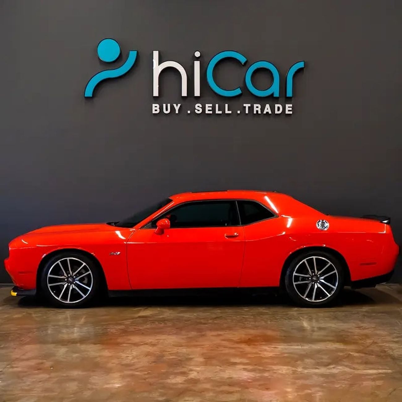 دودج تشالينجر R/T 100Th Anniversary Edition 5.7L 2,778 pm • 0% Downpayment • R/T • 1 Year Warranty