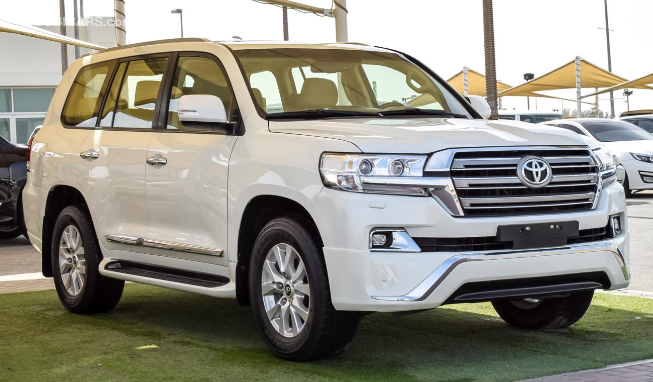 Toyota Land Cruiser GXR V8