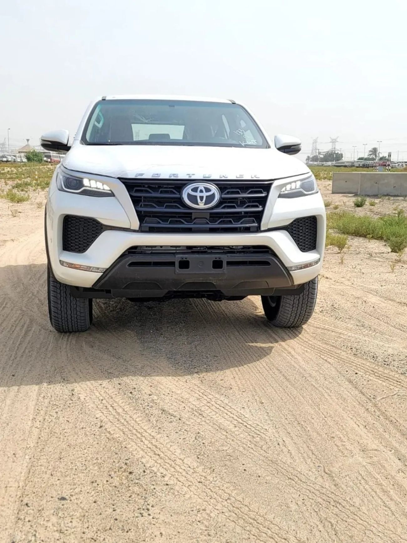 Toyota Fortuner Fortuner 2WD 2.7L petrol 2023