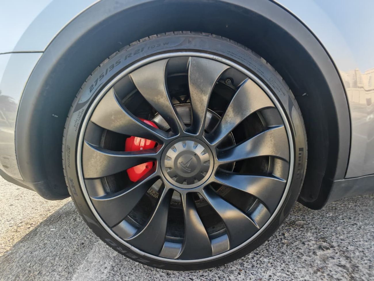 تسلا موديل Y Performance (AWD)