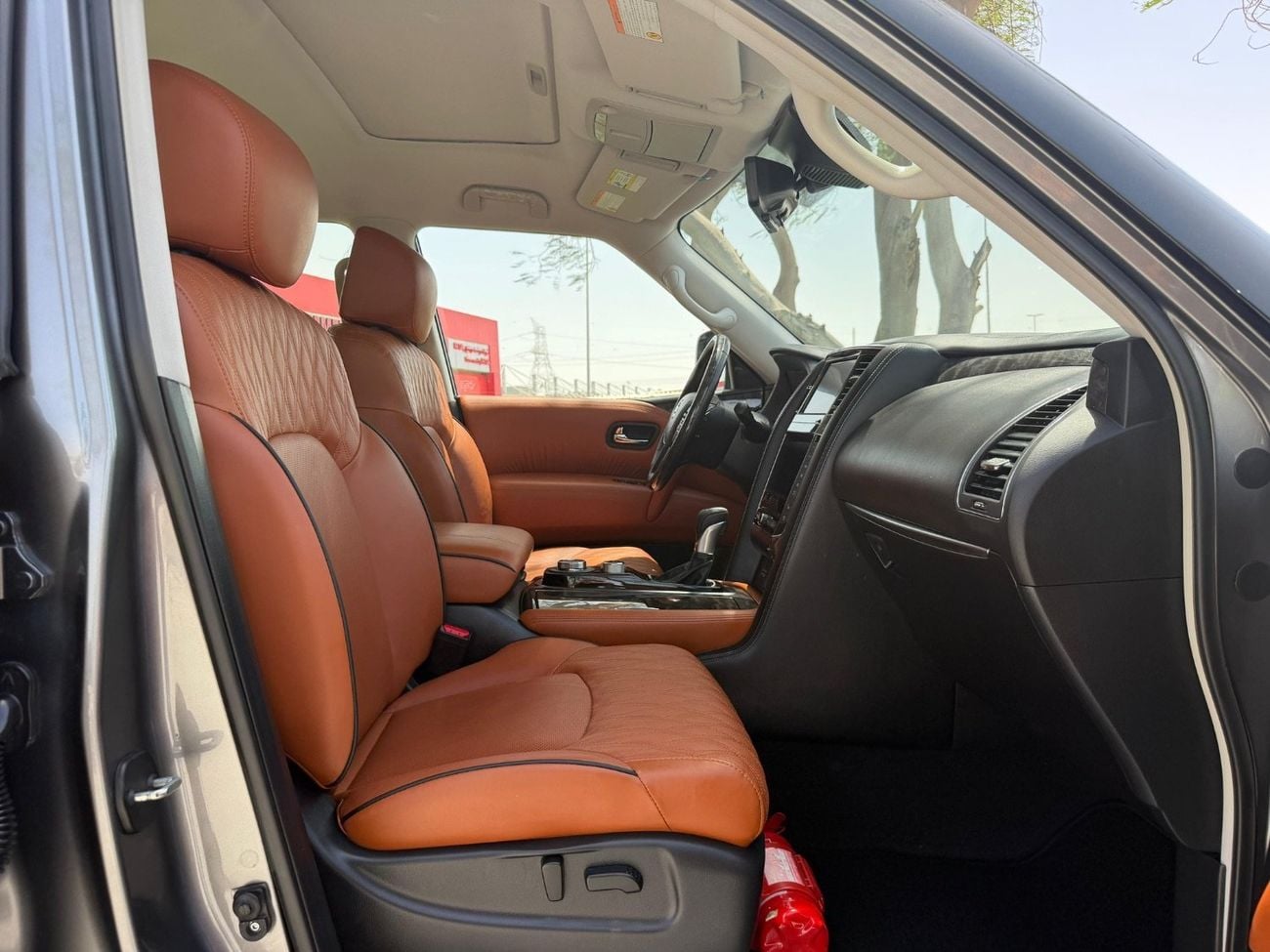 Nissan Patrol LE Platinum 5.6L