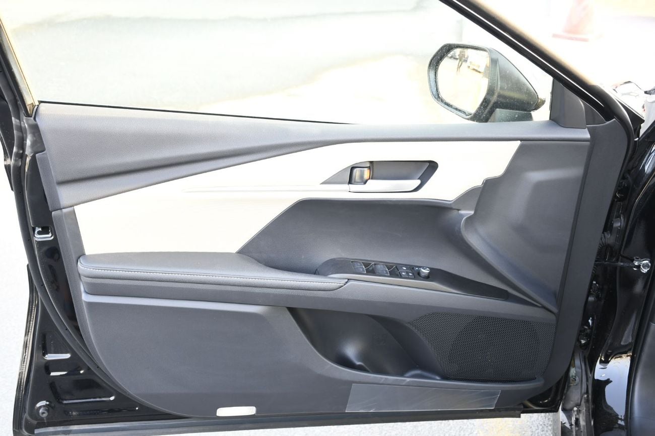 Toyota Camry 2026 Toyota Camry 2.5L LE HEV GCC !  Saudi Spec ! ( Ready Stock )