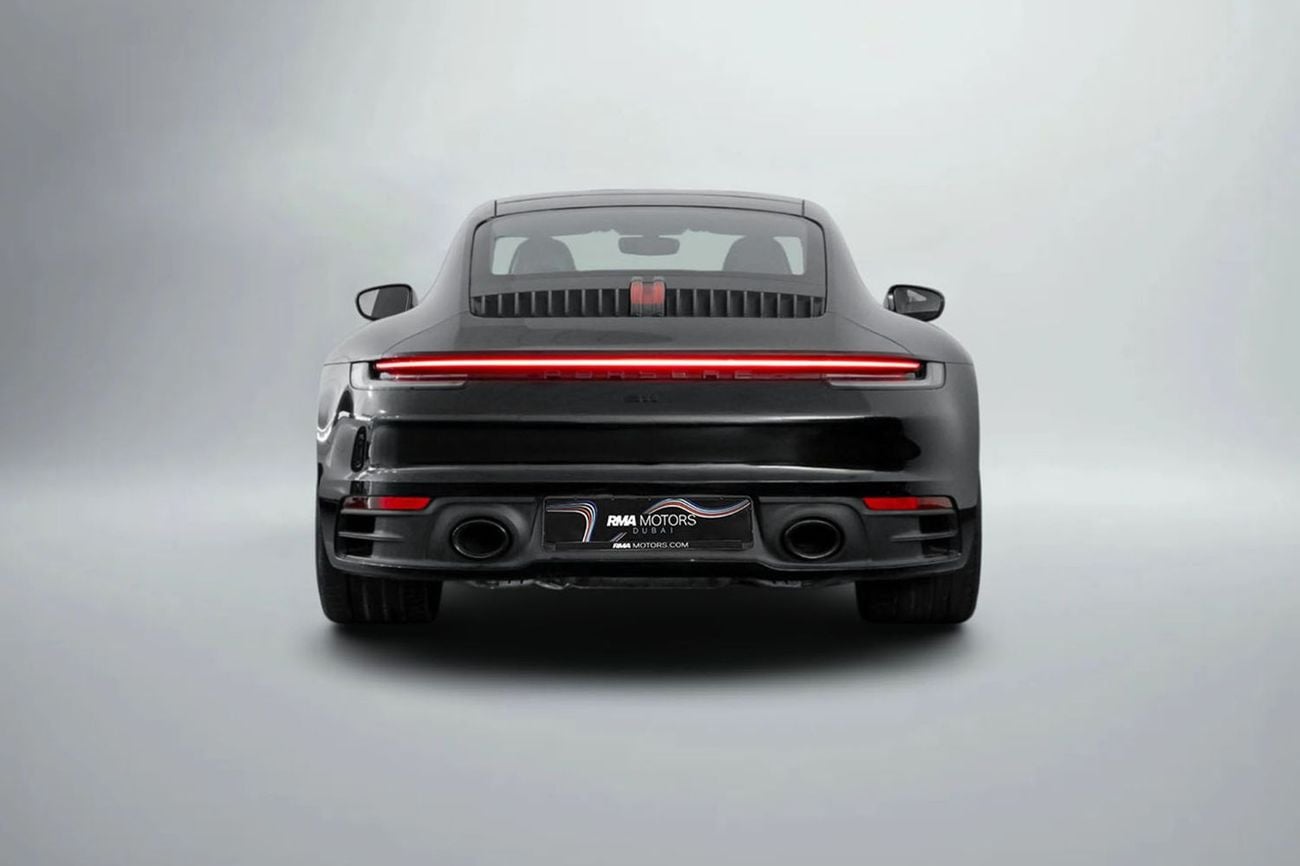 Porsche 911 CARRERA