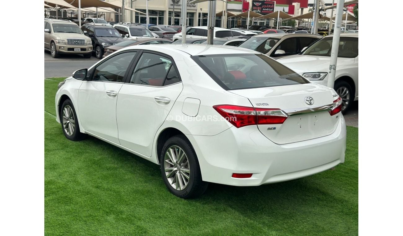 Toyota Corolla SE+ MODEL 2015 GCC CAR PREFECT CONDITION INSIDE AND OUTSIDE FULL OPTION SEplus Full electric control