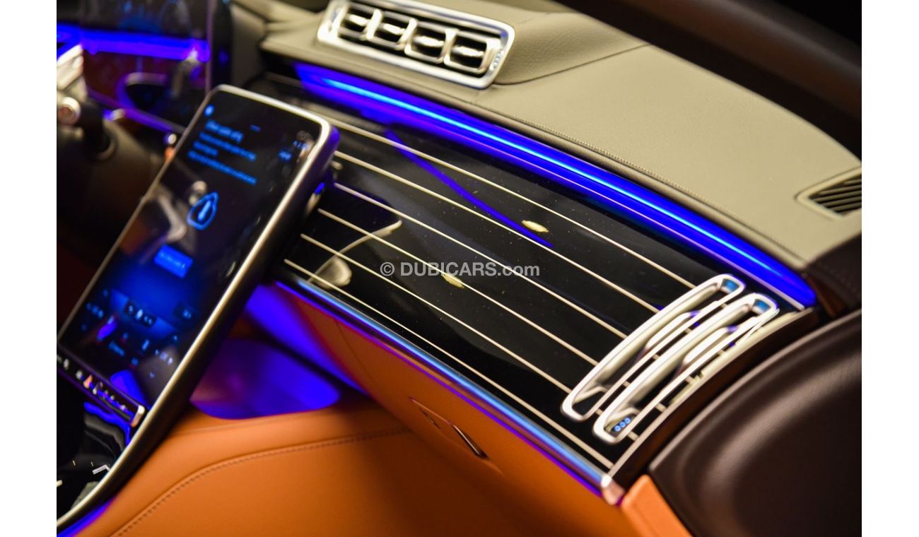 Mercedes-Benz S 500 ✔GCC Specs ✔Exclusive ✔Active Ambient Lights ✔GCC Specs ✔Exclusive ✔Active Ambient Lights