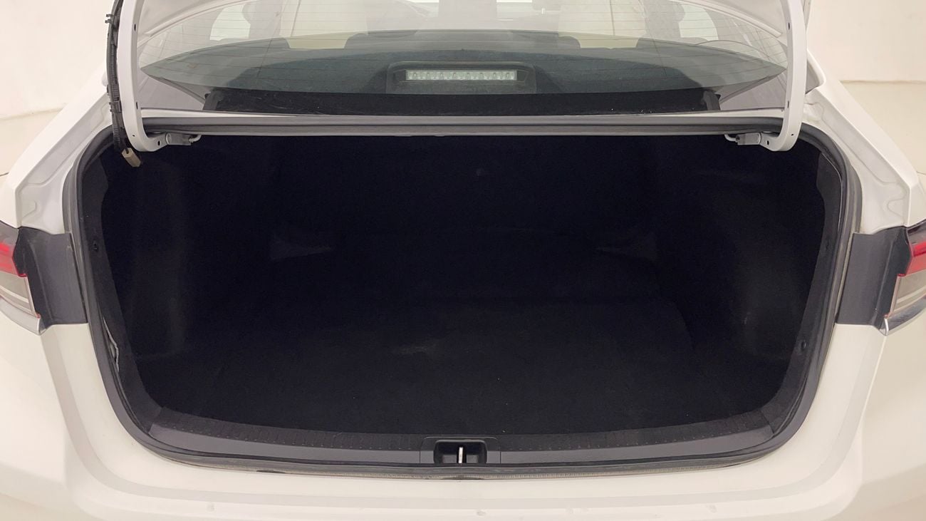 تويوتا كورولا XLI 1.6 | بدون دفعة مقدمة | اختبار القيادة في المنزل