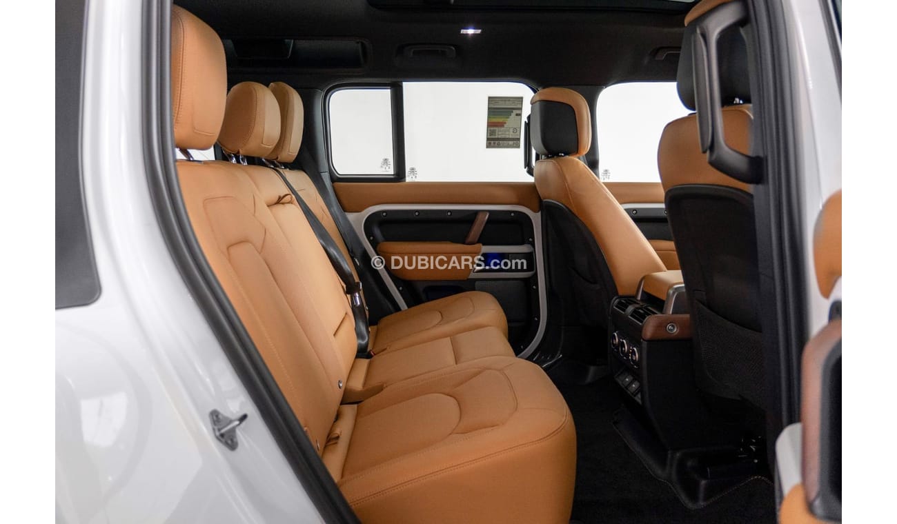 لاند روفر ديفندر 2024 Land Rover Defender P400 HSE / Land Rover Warranty & Service Contract / Delivery Mileage