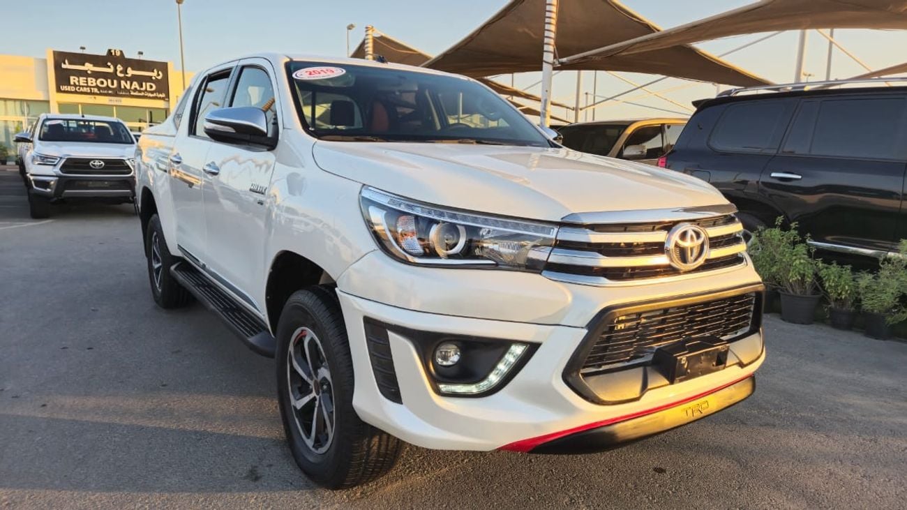 تويوتا هيلوكس DC TRD 4.0L 4WD TOYOTA HILUX TRD V6 4.0L 2019 clean car without accident without paint no any work a