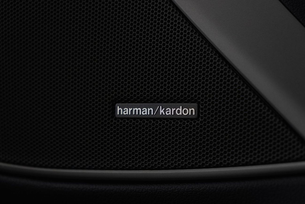 بي أم دبليو 330i