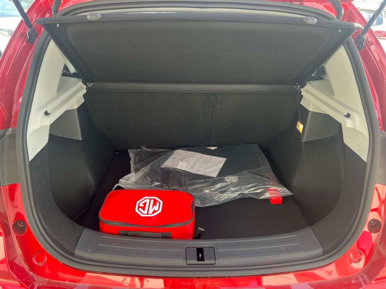 MG ZS MG ZS 1.5L (LUXURY) - 2025 MODEL