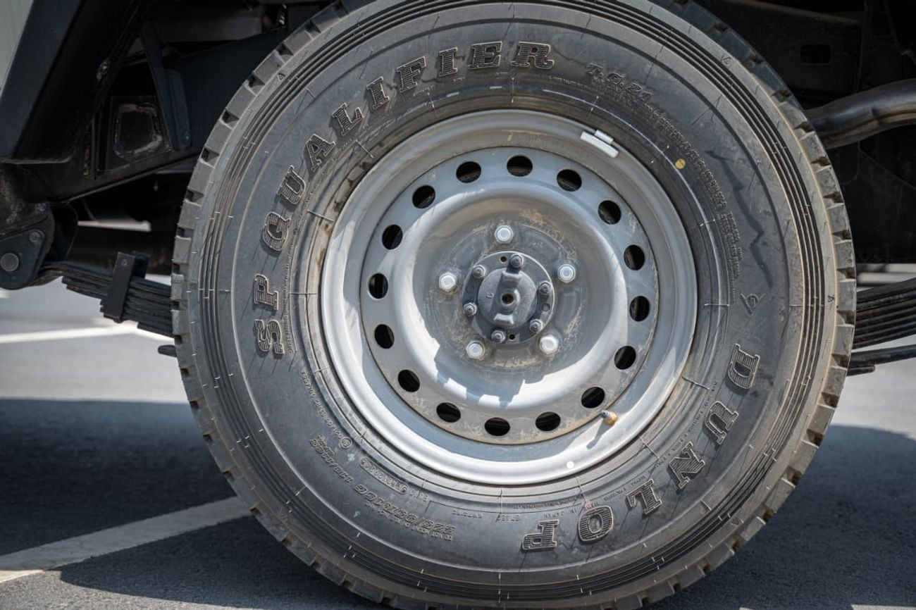 Toyota Land Cruiser Pick Up 79 4.0L Double Cab 5MT 4x4 2025 Model