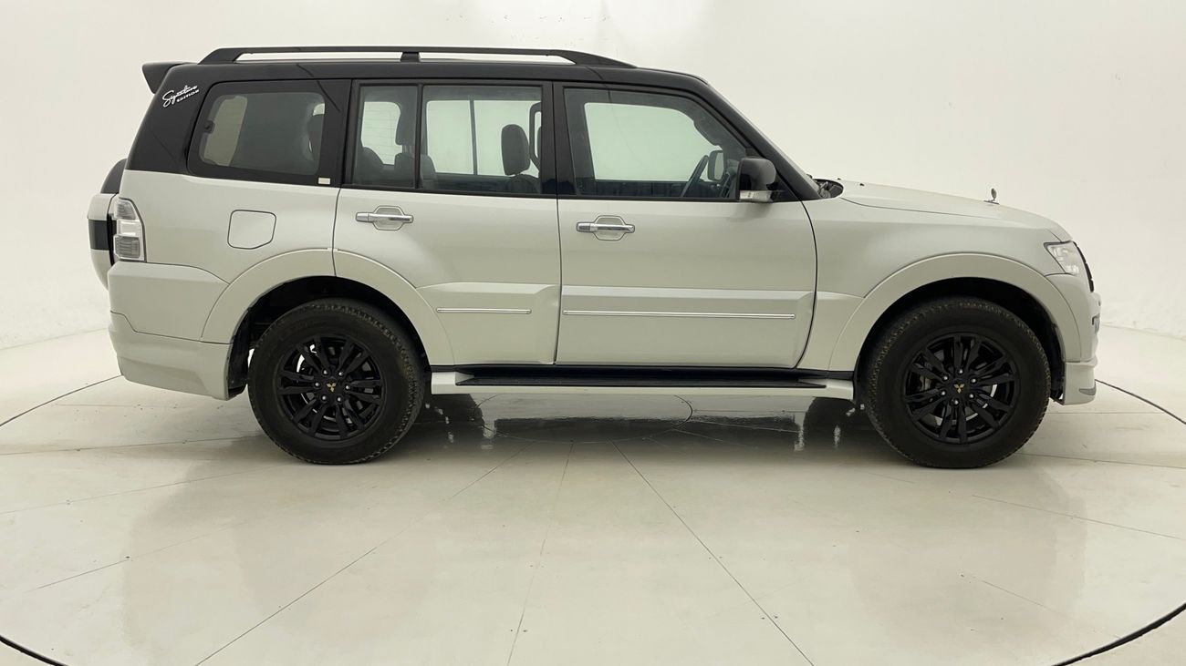 Mitsubishi Pajero SIGNATURE EDITION 3.8 | Zero Down Payment | Home Test Drive