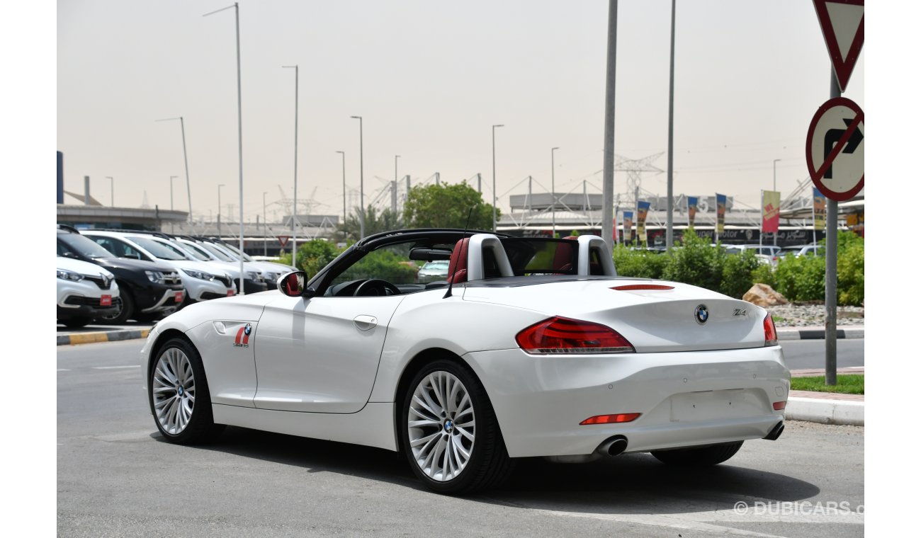 بي أم دبليو Z4 2010 - GCC SPECS - 3.5L - V6 - CONVERTIBLE - Phenomenal poise