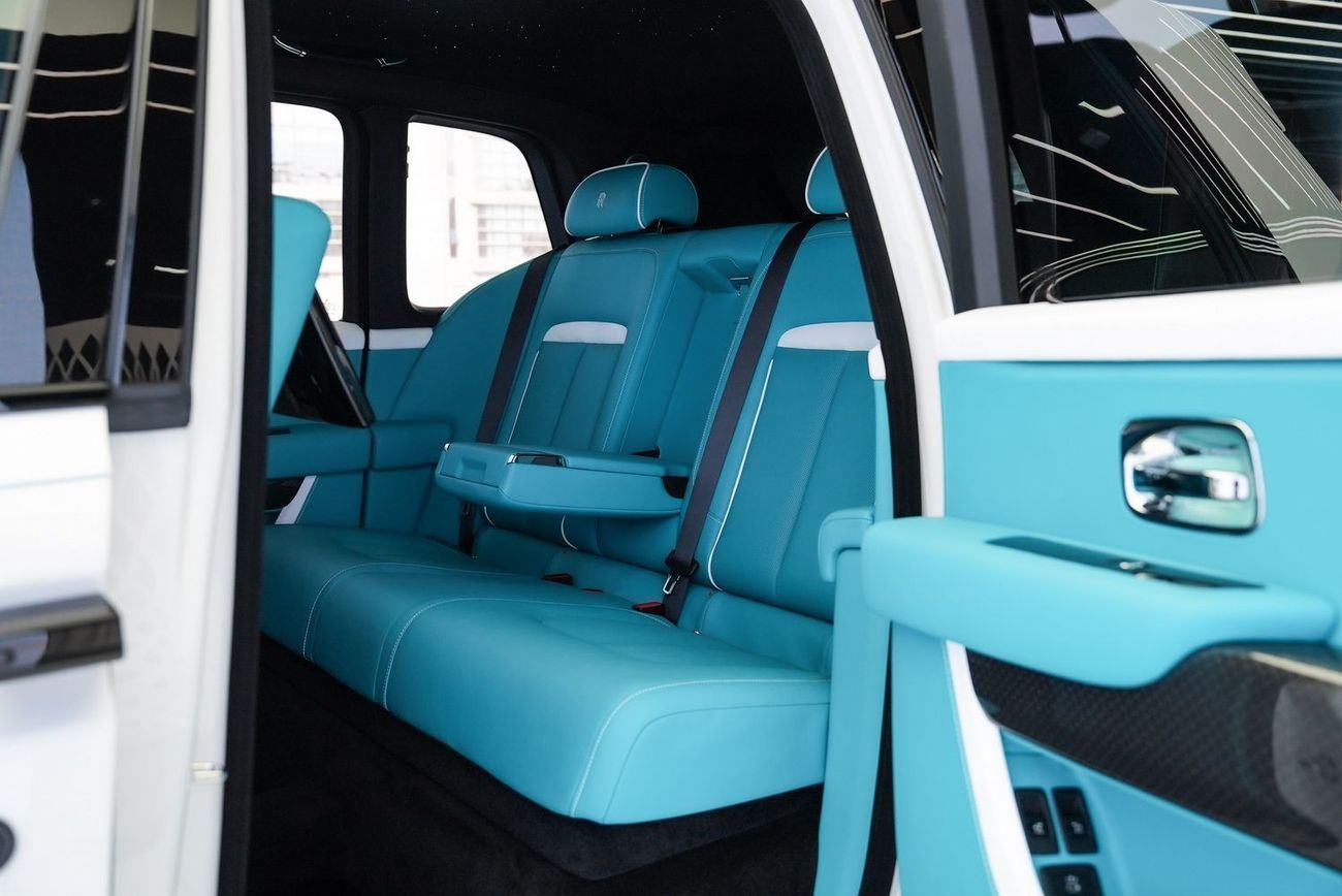 Rolls-Royce Cullinan Rolls Royce Cullinan Black Badge Series 2