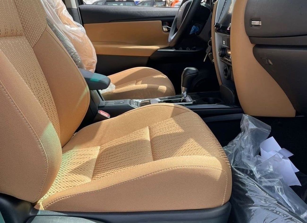 Toyota Fortuner Toyota Fortuner 2.7 L Suv 4WD 5 Doors