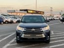 تويوتا هايلاندر 2015 Toyota Highlander MidOption - 3.5L V6 - 4x4 AWD Rear Camera - 7 Leather Seat- Auto Trunk