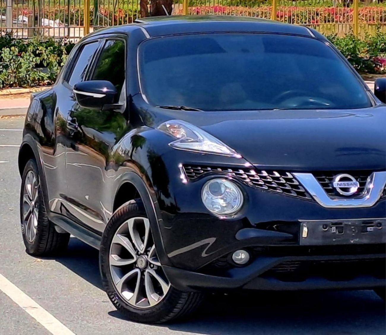 نيسان جوك SL 1.6L 999x24-Monthly l GCC l Sunroof, Cruise, Camera l Accident Free