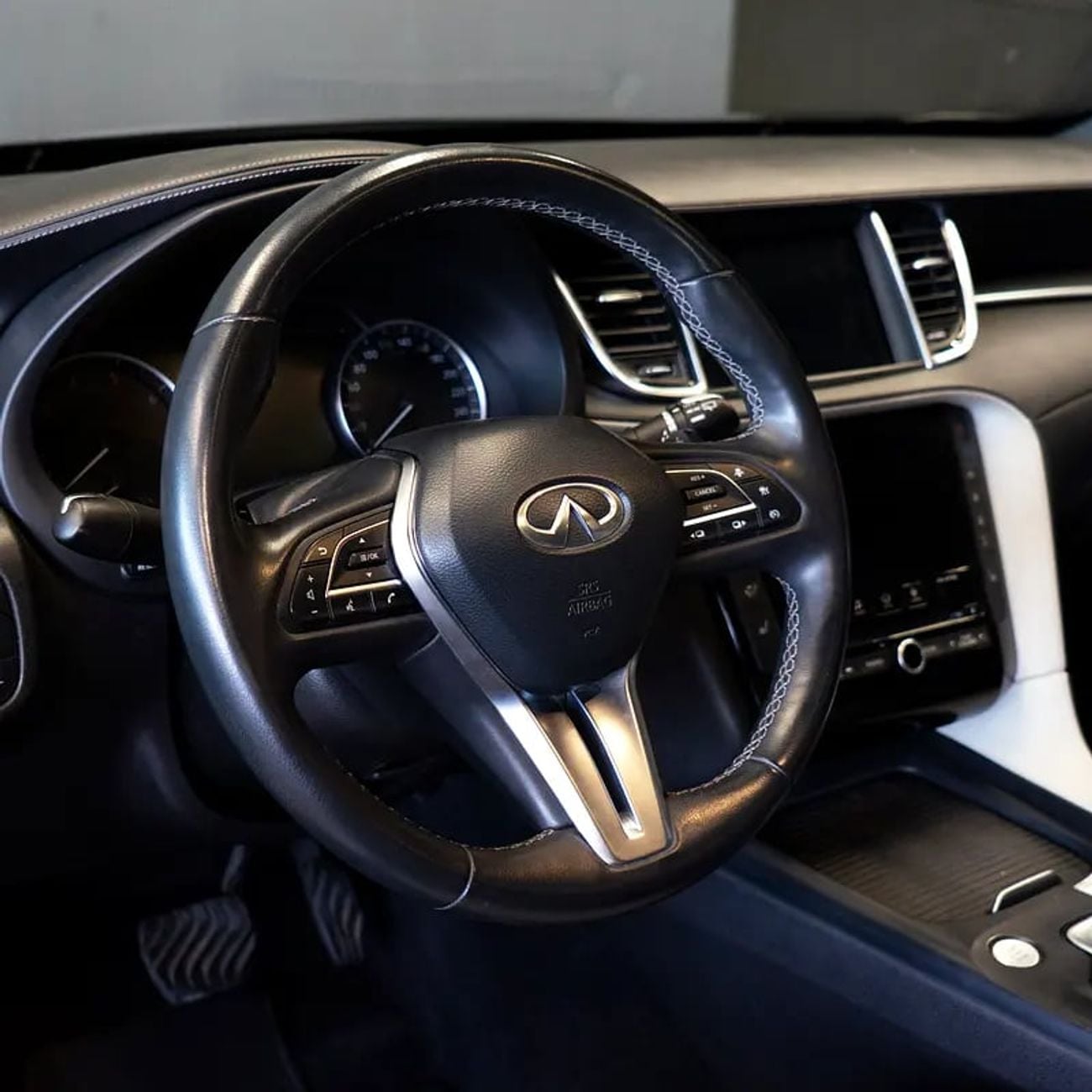 إنفينيتي QX55 2.0T Sensory (AWD) 2,394 pm • 0% Downpayment • • 1 Year Warranty