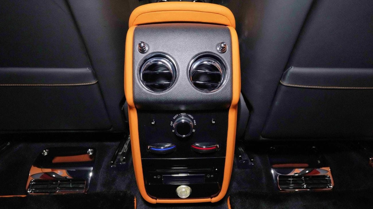 Rolls-Royce Cullinan | BLACK BADGE | LIMITED OFFER | NEW | 2022 | V12 | 593 HP