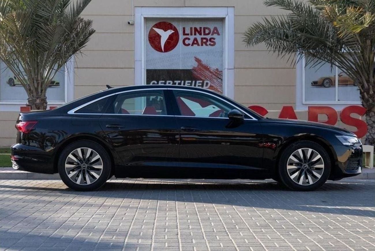 أودي A6 40 TFSI 2.0L Audi A6 40TFSI 2022 GCC under Warranty with Flexible Down-Payment.