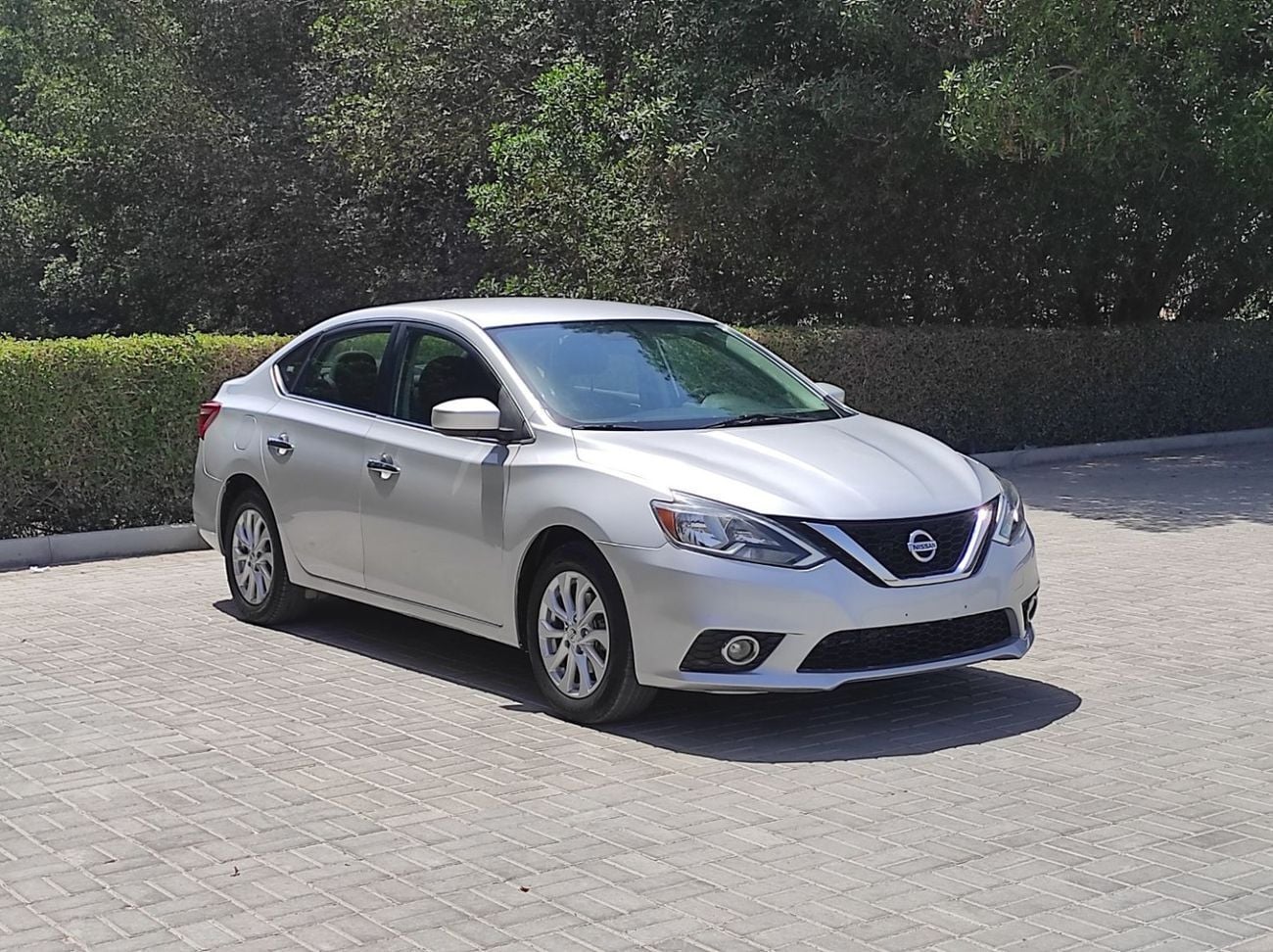 Nissan Sentra SV (NON GCC) S 1.6L (110 HP) Nissan Sentra 2019 isa Full automatic