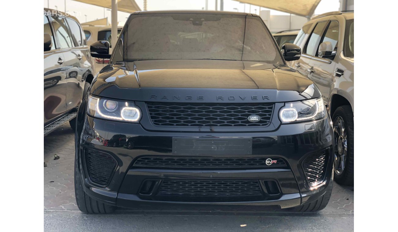 Land Rover Range Rover Sport SVR