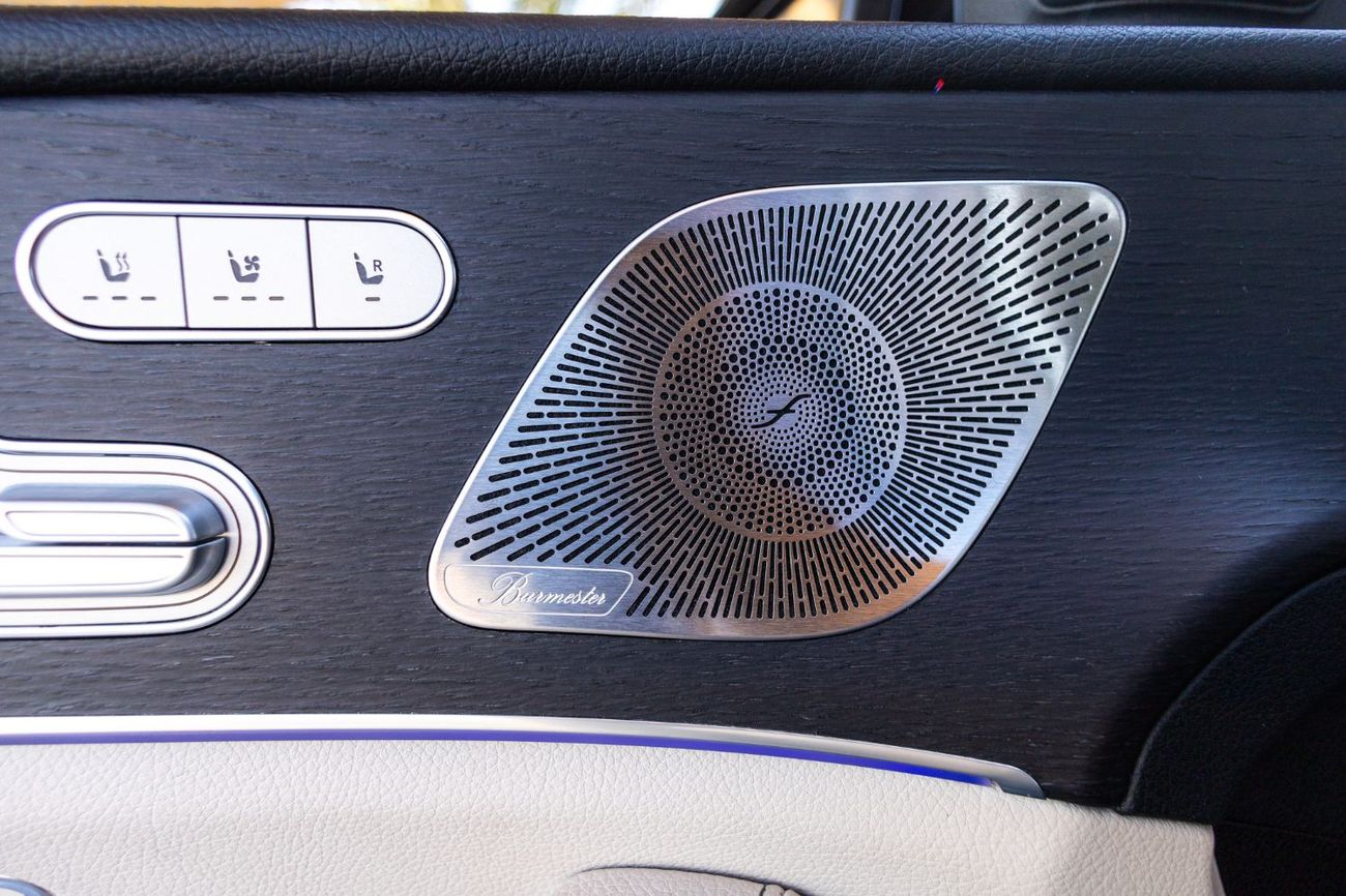 مرسيدس بنز GLS 450 Premium + 3.0L (367 HP)