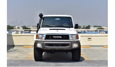Toyota Land Cruiser Pick Up Double Cab  V8 4.5L   MT
