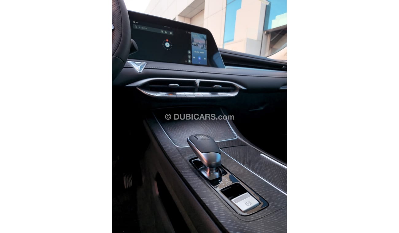 فينوسيا V Venucia V 260T idol version - 2023