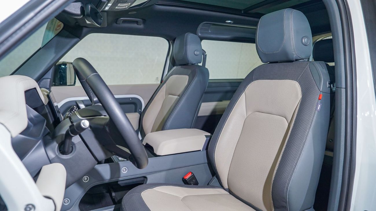 Land Rover Defender 90 X-Dynamic SE P400 3.0L | AED 4,767 PM | Warranty June-2028 | GCC