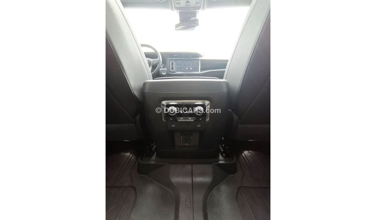 GMC Yukon GMC Denali ( Diesel ) - 2022- Silver