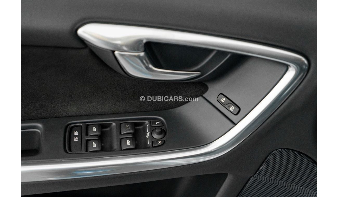 فولفو V60 2016 Volvo V60 Polestar / Full-Service History / Low Mileage