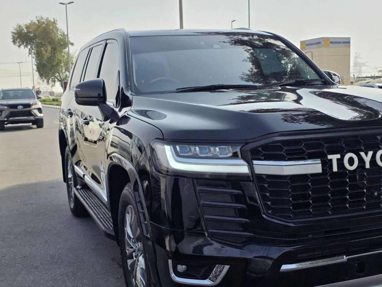 تويوتا لاند كروزر Brand New Tiers Face Lifted To 2024 Model Right Hand Drive