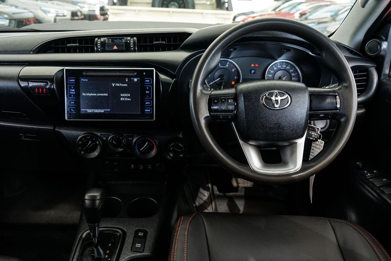 تويوتا هيلوكس Export Toyota Hilux / revo Pick-up double cabin Pack ...The Toyota Hilux is a globally popular, toug