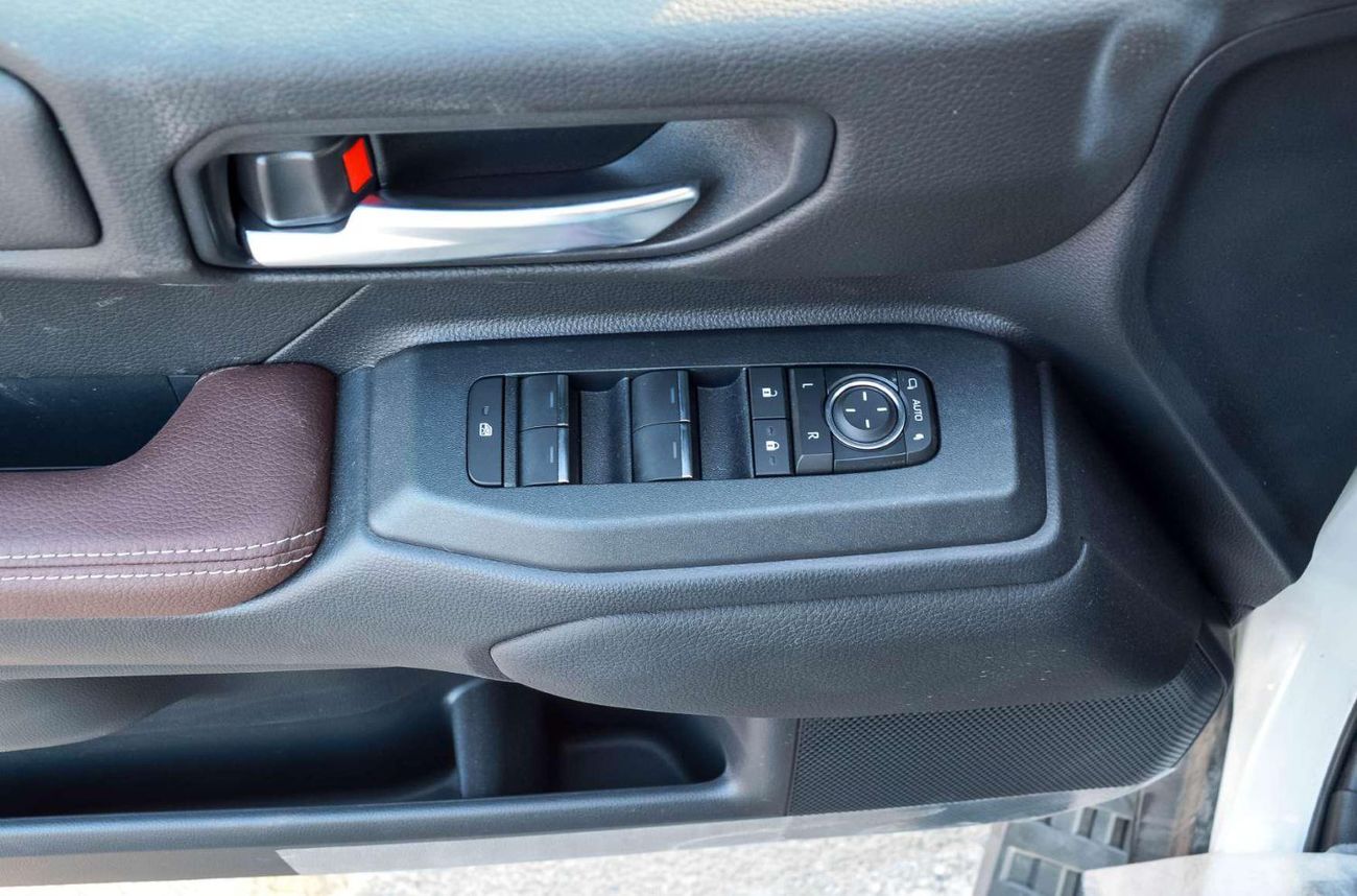 تويوتا برادو TOYOTA LAND CRUISER PRADO 2.4L FIRST EDITION 4WD SUV 2024