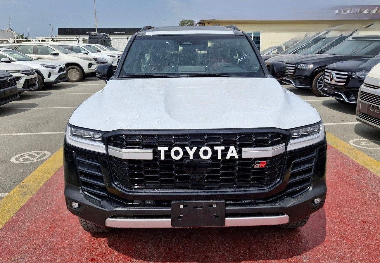 تويوتا لاند كروزر 2026 TOYOTA LAND CRUISER GR-S 3.3L GCC BRAND NEW 0KM