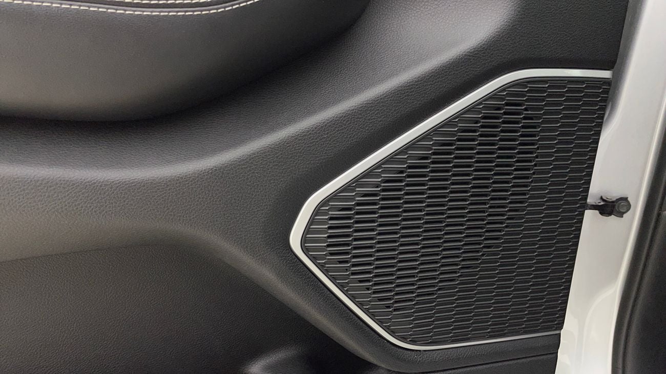 جيب شيروكي ALTITUDE 3.6 | بدون دفعة مقدمة | اختبار القيادة في المنزل