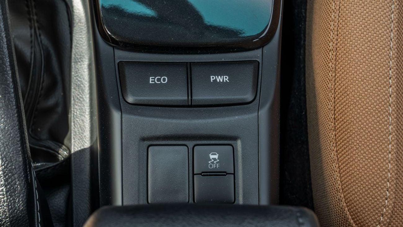 تويوتا فورتونر TOYOTA FORTUNER 2.7 LOW -2026YM