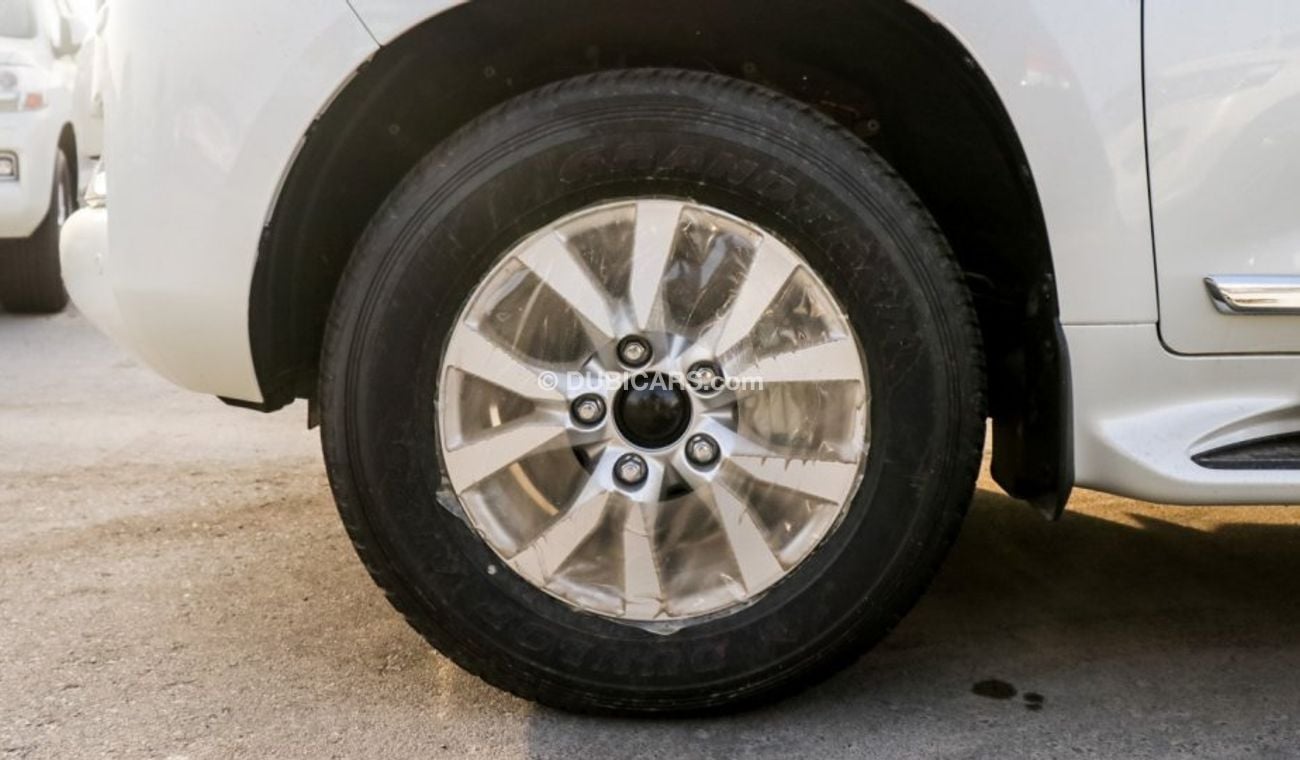 تويوتا لاند كروزر ديزل توربو Toyota Land Cruiser GXR 4.5L Turbo Diesel V8 A/T Leather seats