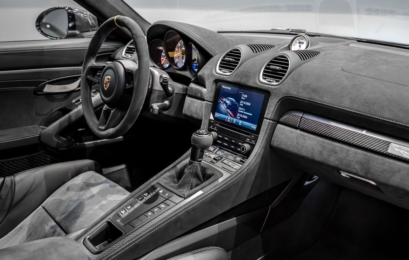 Porsche 718 Cayman 2023 Porsche GT4 RS, 2025 Porsche Warranty, Clubsport Package, Low KMs, GCC