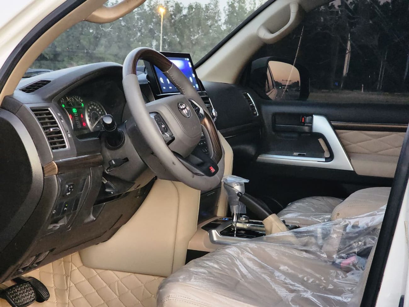 Toyota Land Cruiser GXR V6 UPGRADE 2024